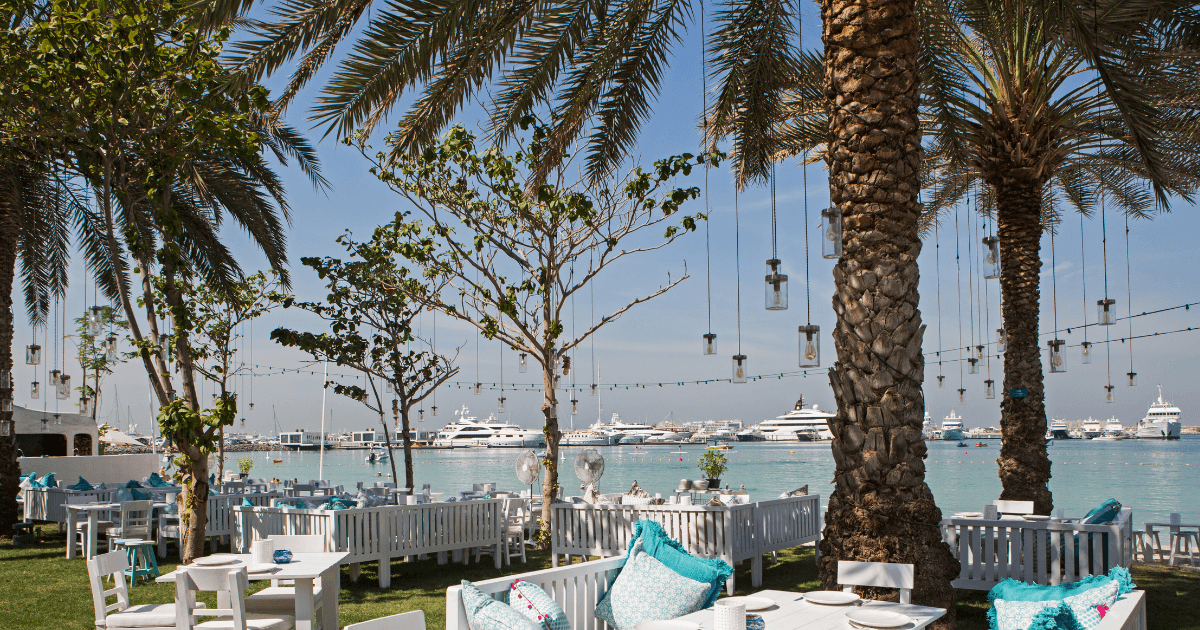 fish beach taverna