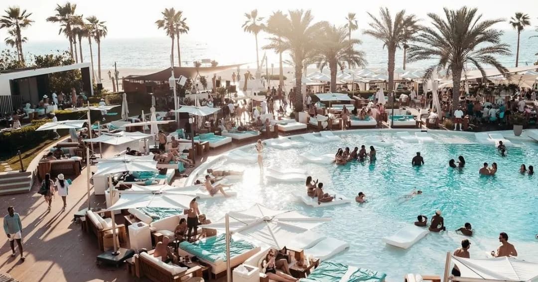 Beach club and swimming pool