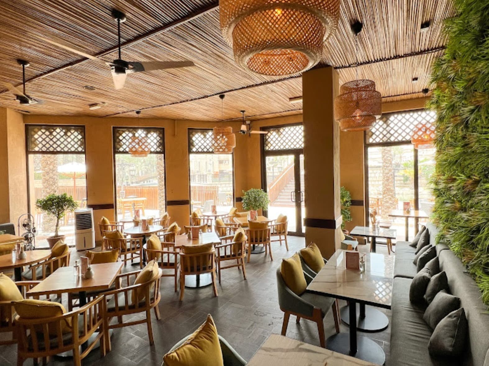 Mezzanine Bar & Kitchen photo