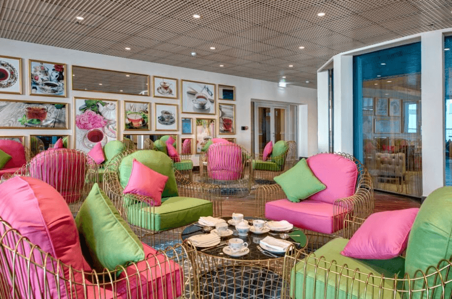 Champagne & Tea Lounge photo