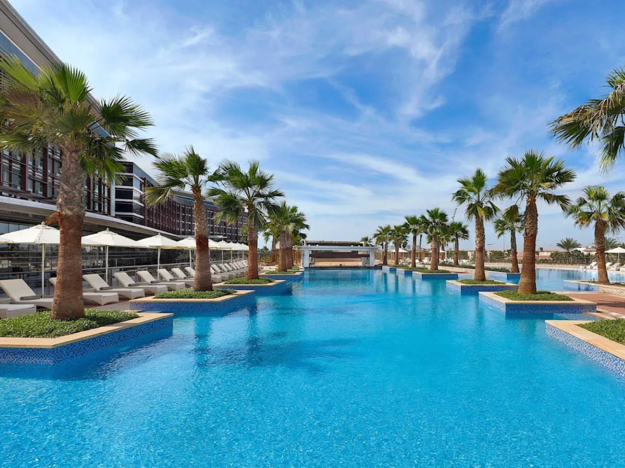 Marriott Hotel Al Forsan, Abu Dhabi - Pool photo