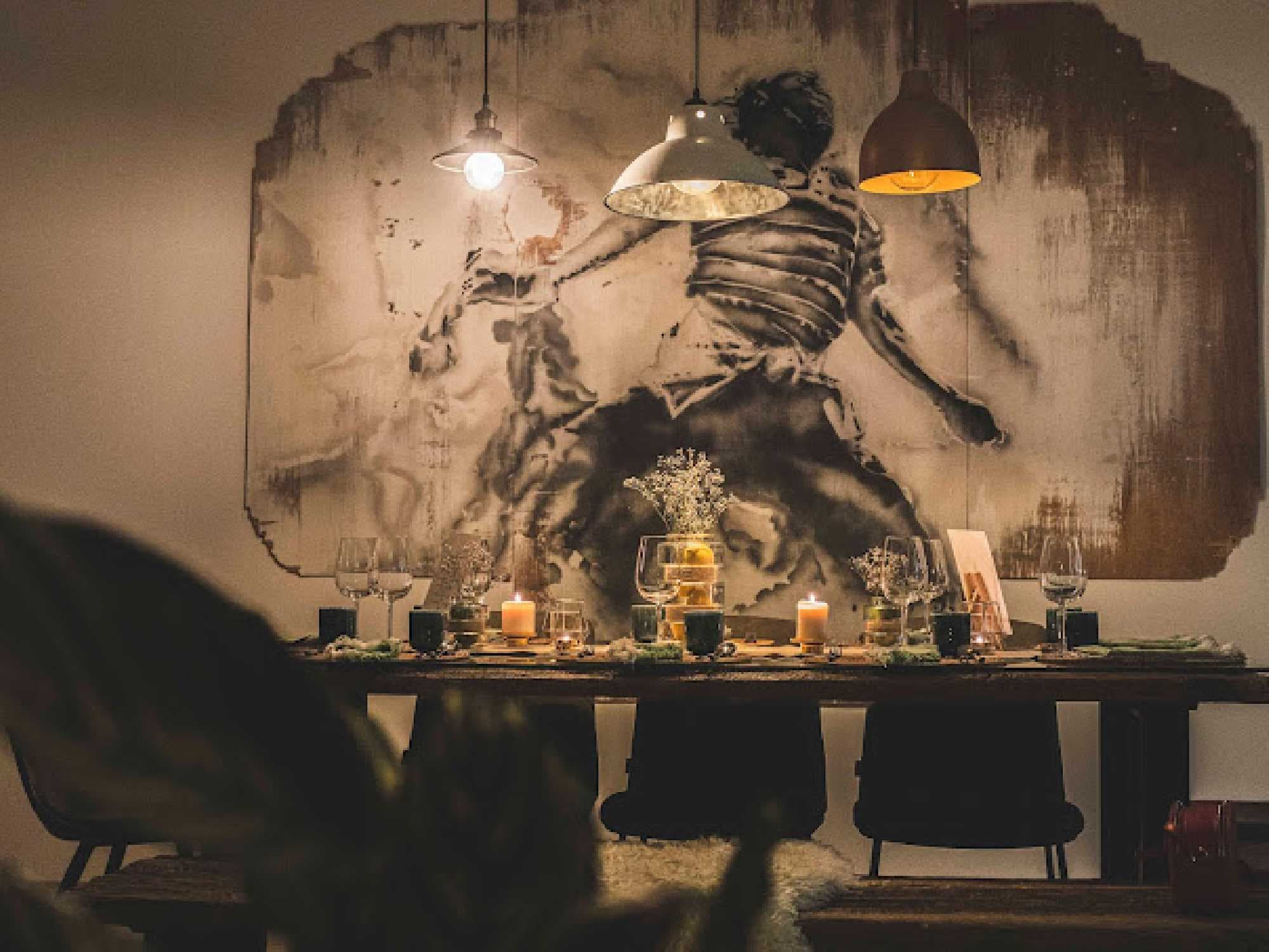 Girl & The Goose photo