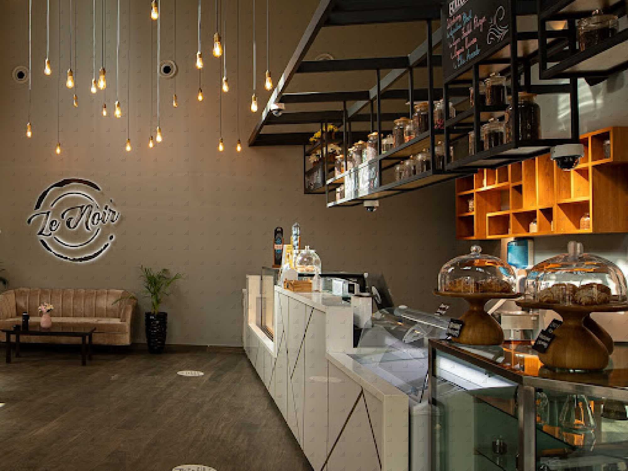 Le Noir Café photo