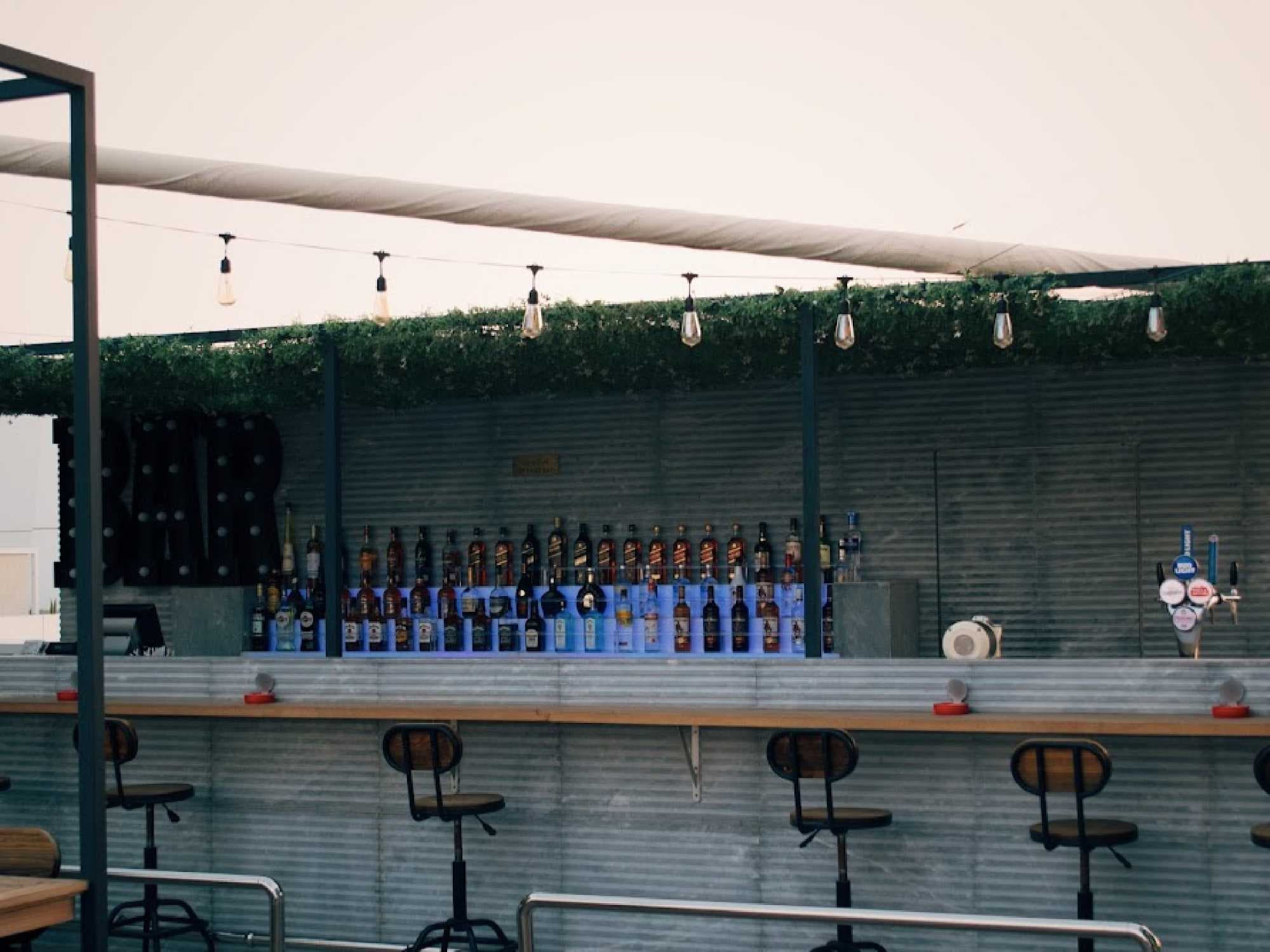 Upyard Rooftop Dubai photo