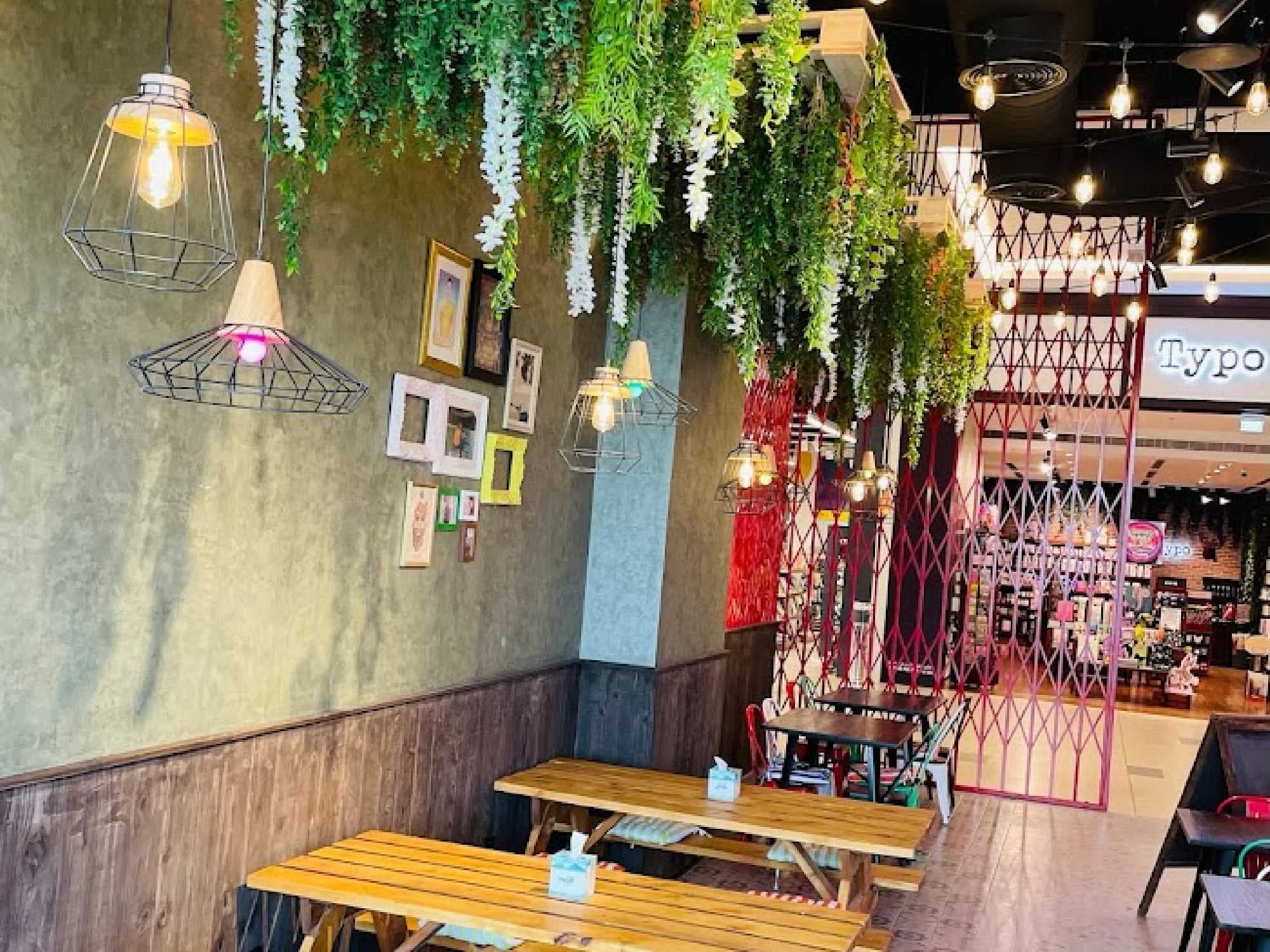Cafe Isan (JVC) photo