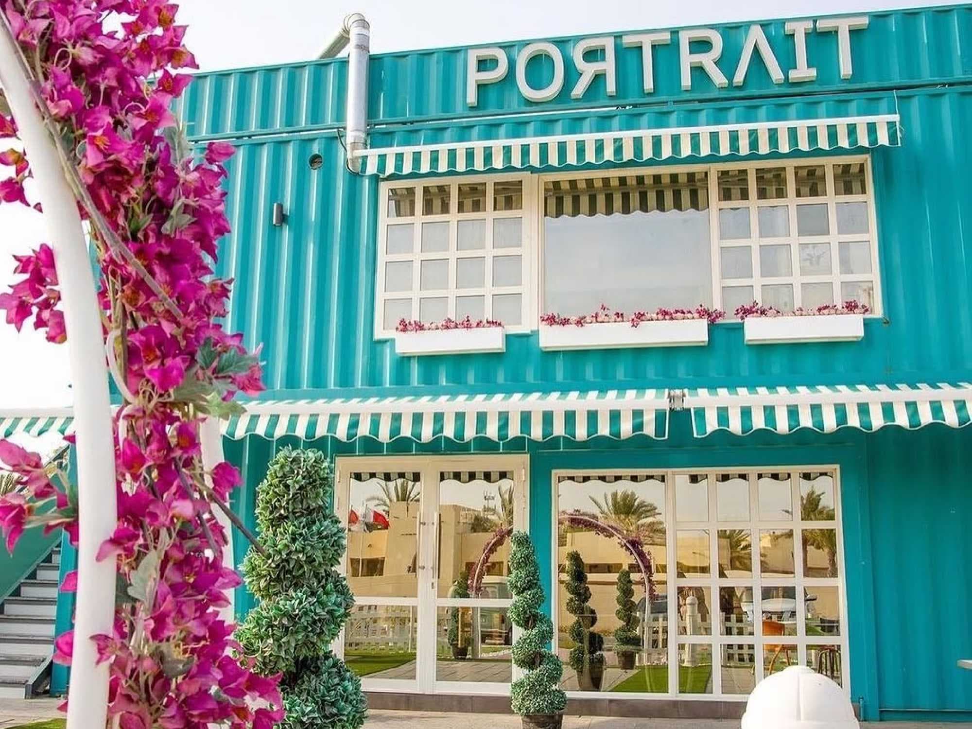 Portrait Cafe photo