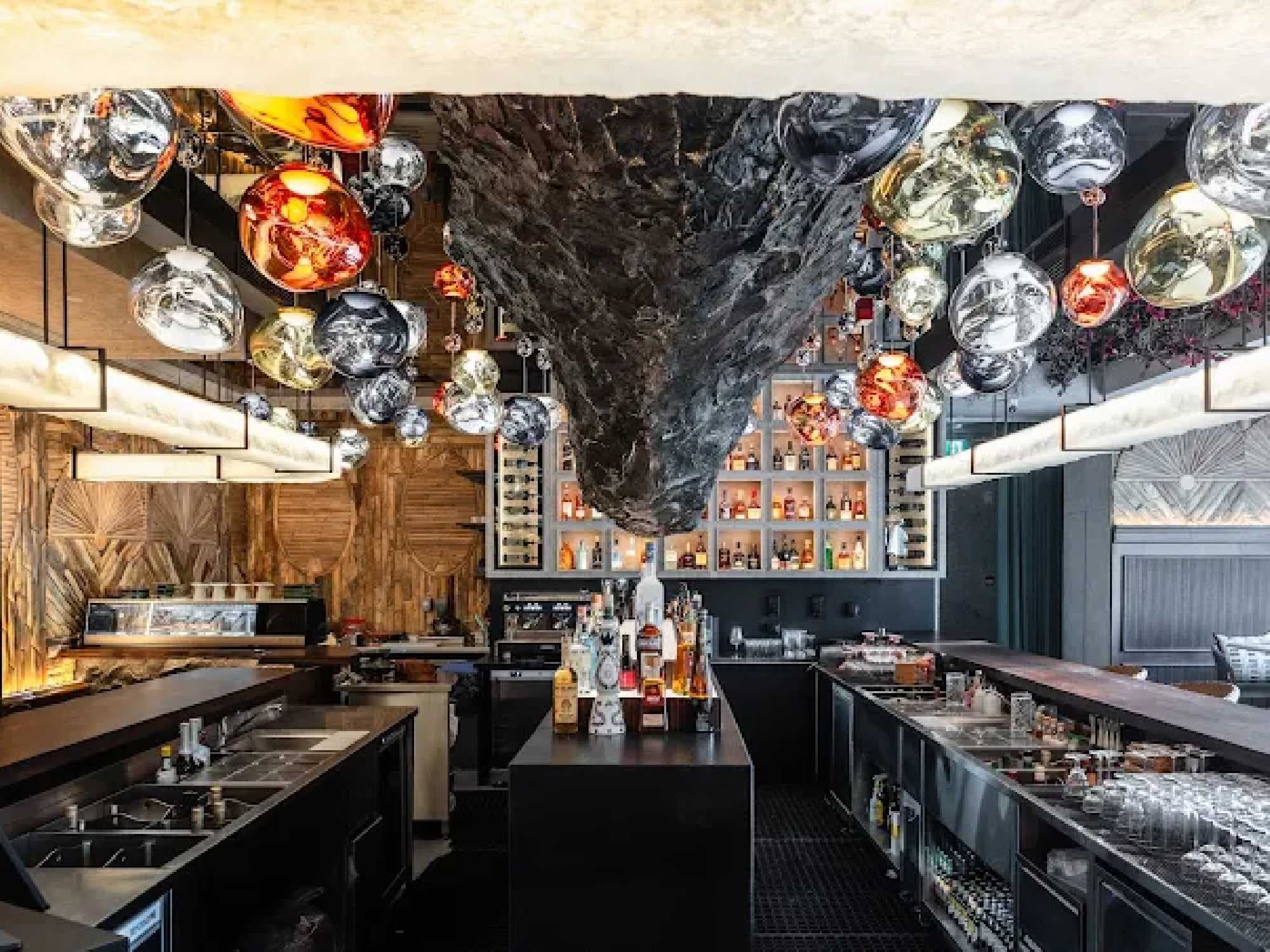 Romeo Lane Dubai photo