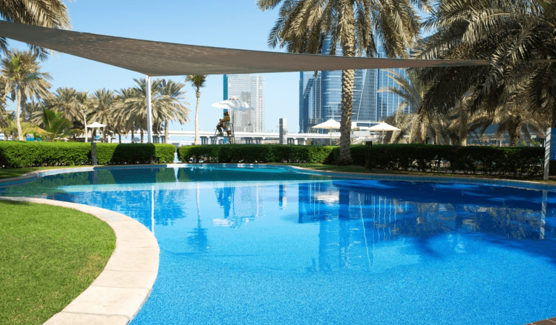 Beach Rotana - Pool photo