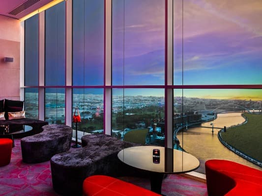 V Lounge photo