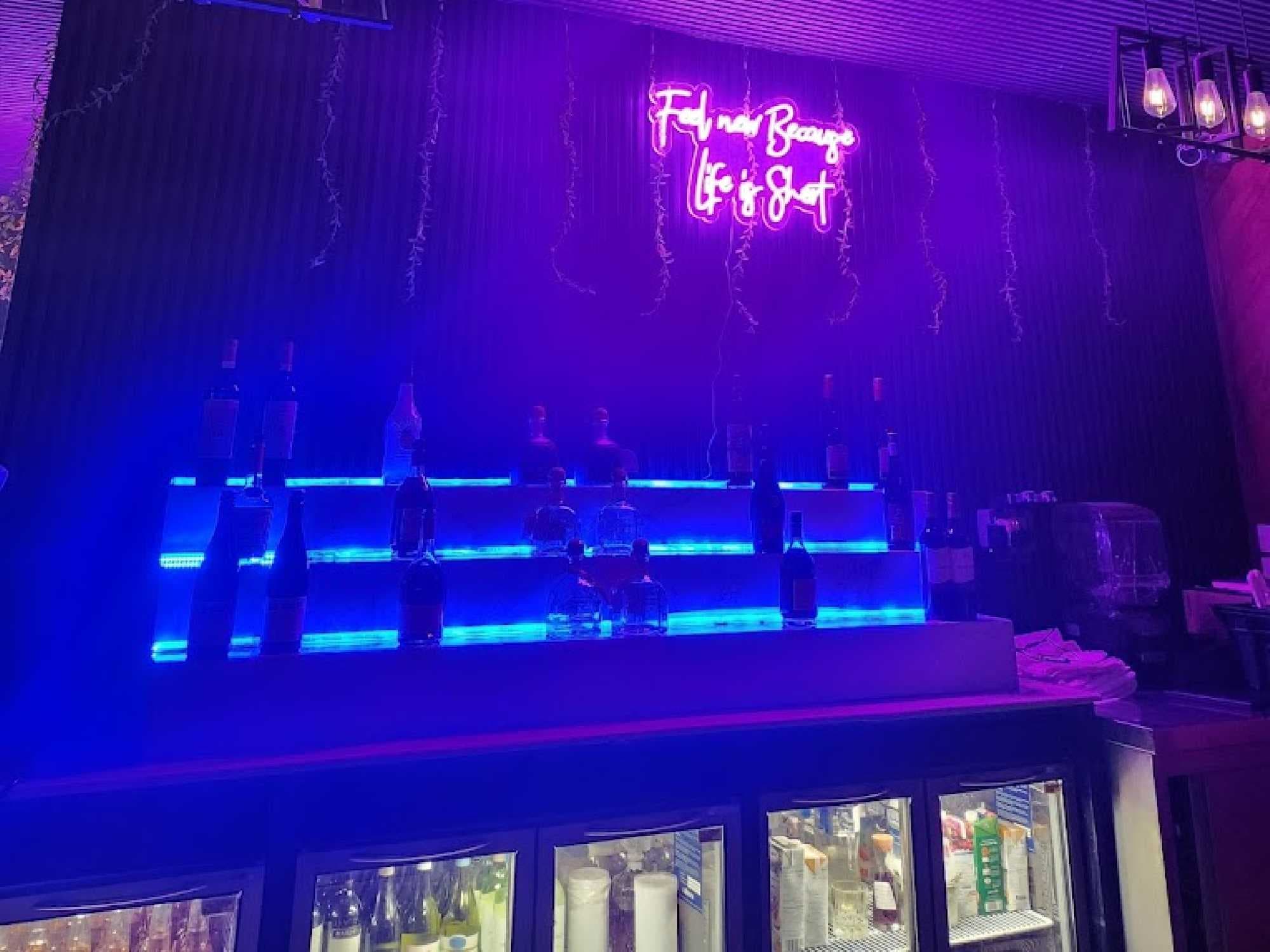 High Five Bar and Lounge photo